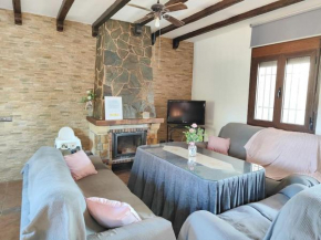 Relax, vistas, barbacoa y piscina, junto a Ronda Arriate